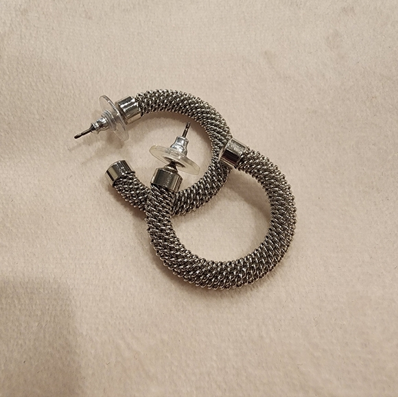 Erica Zap Mesh Bracelet & Earrings in rhodium/gold/black Finish - Never Worn - Picture 3 of 10